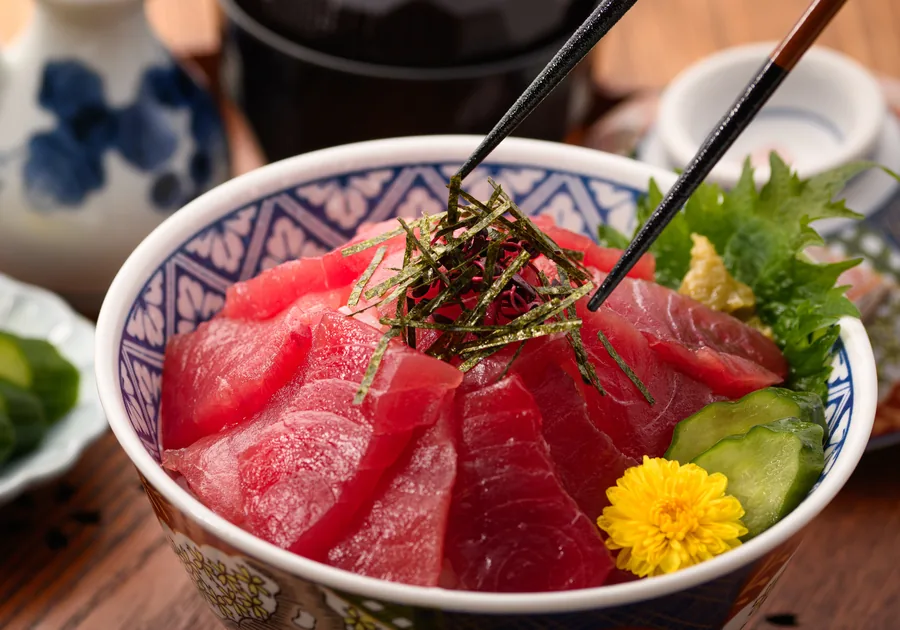 マグロの海鮮丼